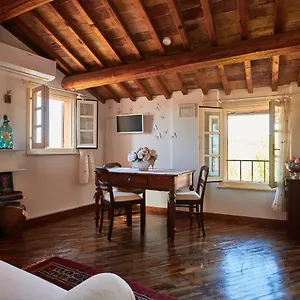 Central- Views - Air Conditioning - Easy Parking -self Check In Apartment Perugia