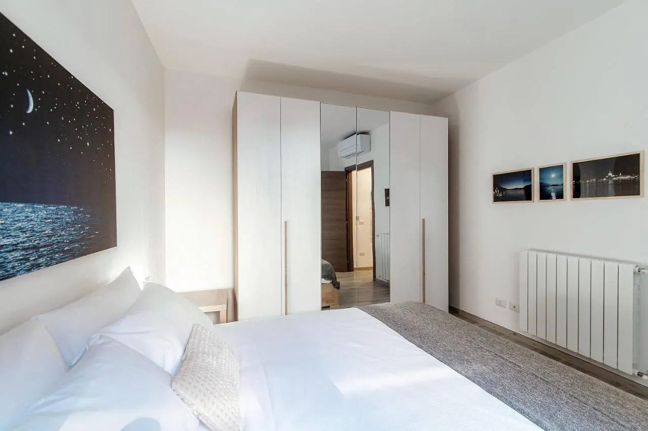 Lianora Apartment By Quokka 360 - Comfortable And Modern Flat In The Centre Of Como