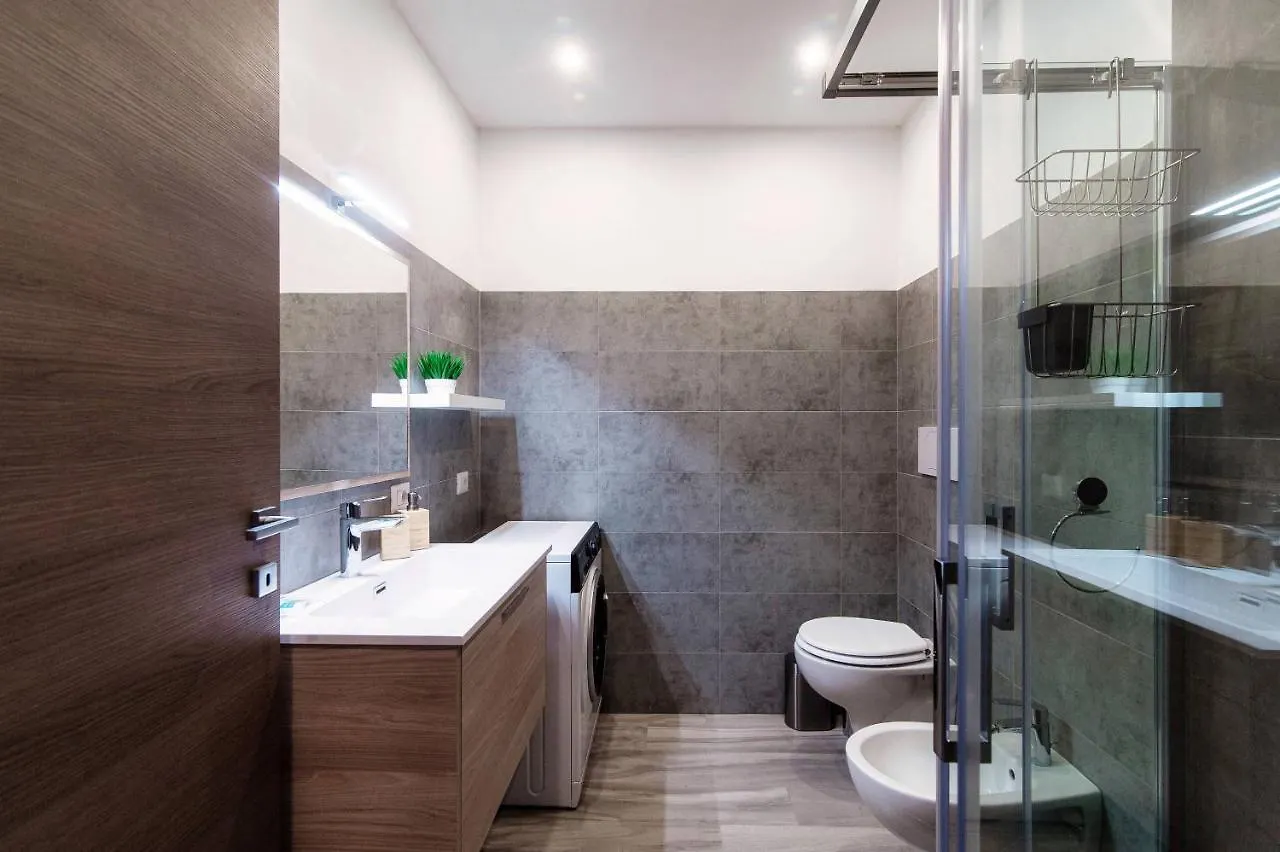 Lianora Apartment By Quokka 360 - Comfortable And Modern Flat In The Centre Of Como